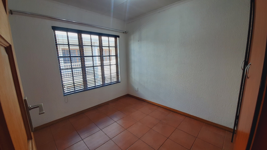 To Let 1 Bedroom Property for Rent in Potchefstroom North West